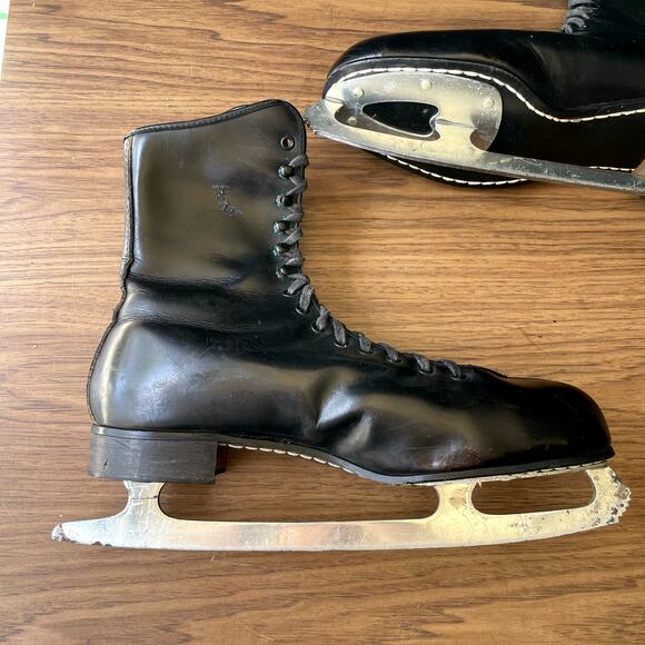 Vintage Canadian Rocket Leather Ice Skates 11 Sheffield Steel main image 7